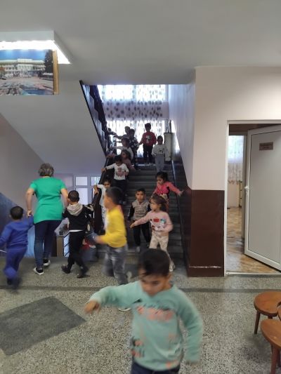 Практическо проиграване на план за евакуация при пожар- 30.10.25г. - ДГ Слънчев ден - Шивачево