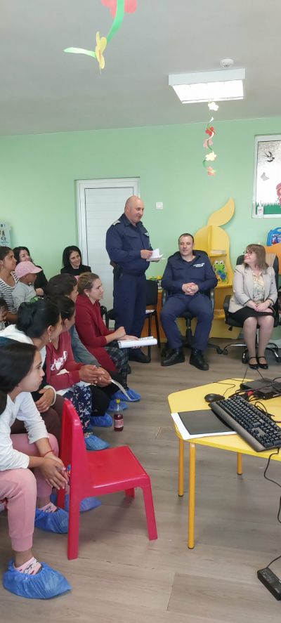 Проект "Заедно за успеха на всяко дете"- Партньорски проект за превенция на отпадене и подкрепа на деца в риск - ДГ Слънчев ден - Шивачево