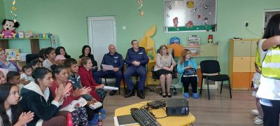 Проект "Заедно за успеха на всяко дете"- Партньорски проект за превенция на отпадене и подкрепа на деца в риск - ДГ Слънчев ден - Шивачево